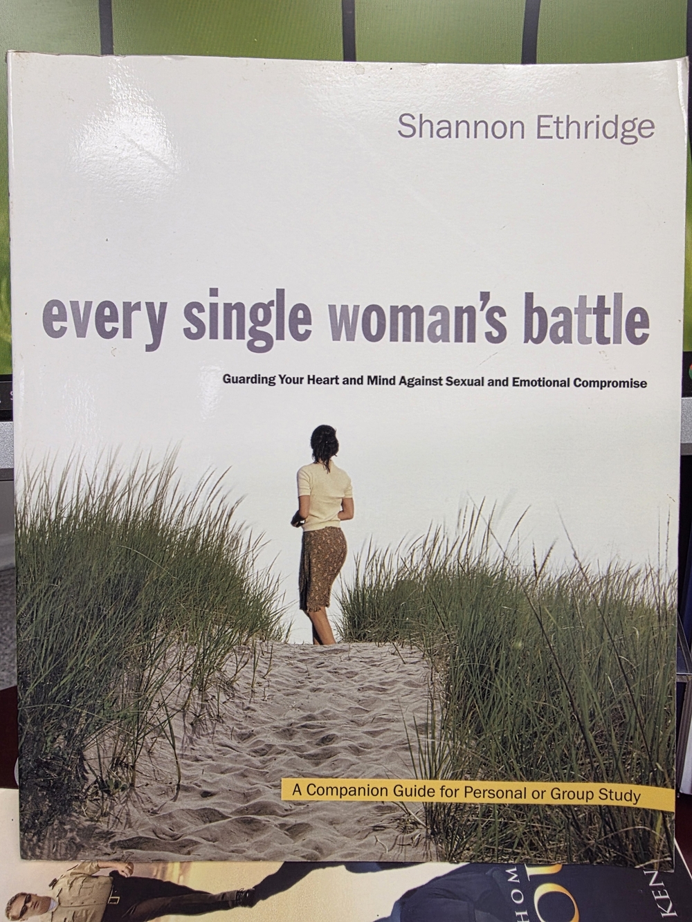 Every Single Woman's Battle by Shannon Ethridge - White & Green Cover